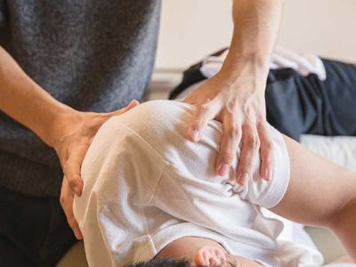5 benefici olistici dell'osteopatia